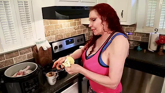 Sıcak youtuber ile dev memeler teddi barrett içinde the mutfak