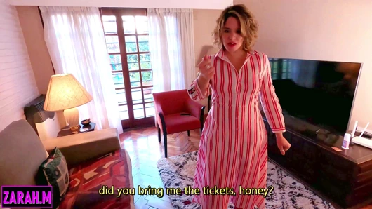 Patronumun karısı onu sikip büyük göğüslerine boşalmam için beni baştan çıkardı