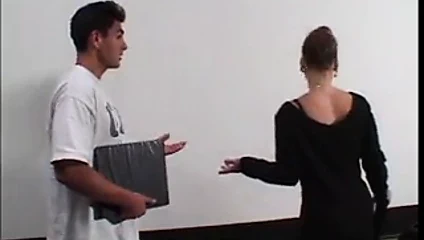 Sıcak milf içinde eylem ile bir genç horoz