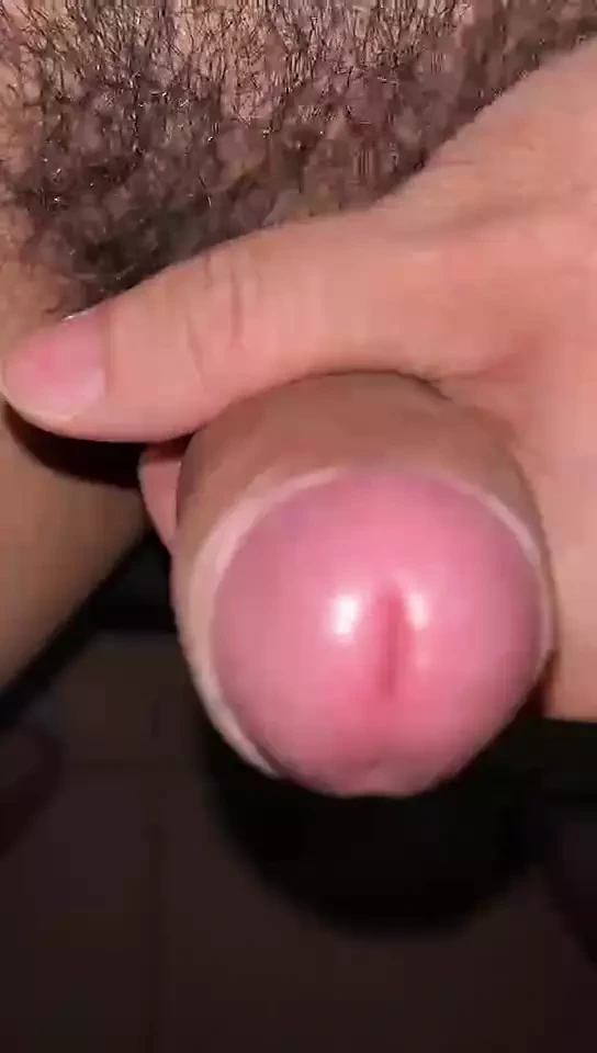 Elimde değildi. Sikimi boşalttim.