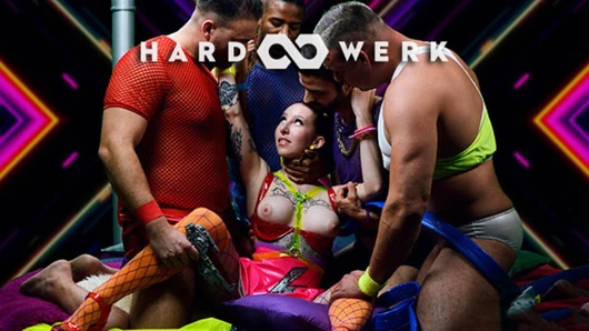 Esluna Love ile hardwerk bang aynası