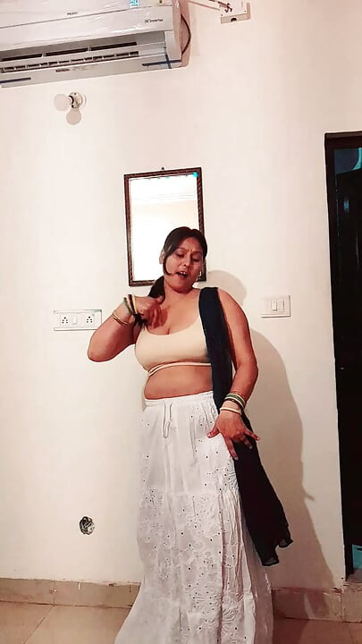 Puja ki jawani