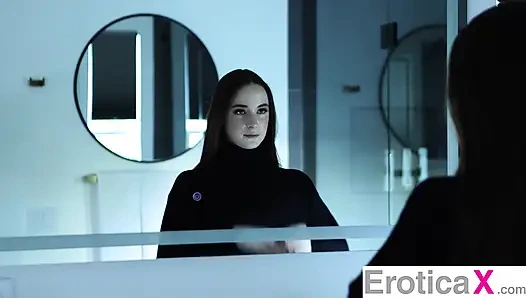 Eroticax - Hazel Moore'un doğal amı hassas sevişmede Codey Steele'in büyük yarağıyla tanışıyor