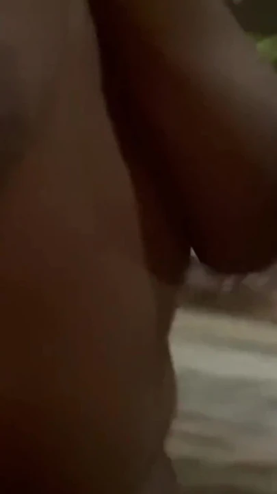 Otoparkta vibratörle amımı çıplak sikiyorum