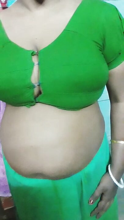 Hint seksi büyük göğüsler aunty