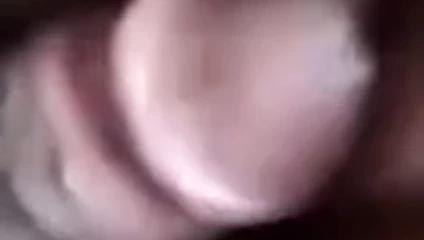 Hintli kız arkadaş