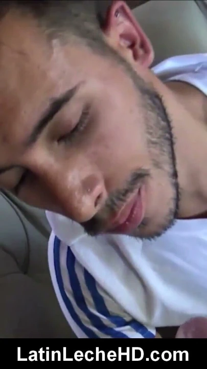 Genç düz latino twink becerdin tarafından yabancı için nakit pov | Klip 1