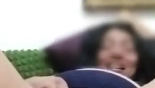 50 yaşındaki kayınvalidemin ateşli ateşli ile görüntülü görüşme