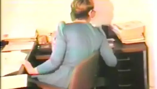 çeşitli kadınların külot içinde şaplak