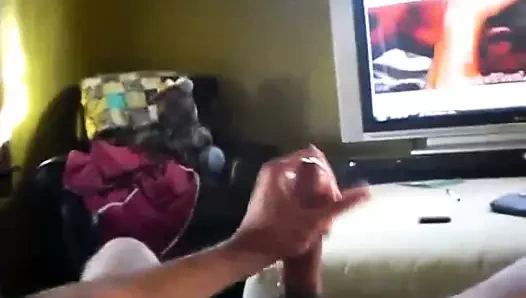 Big Dick Jerkin It To Gay Porn