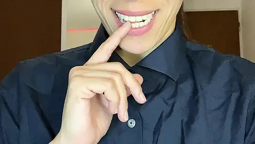 Ahlaksız Sekreter Patronunun Stresini Sürekli Azaltıyor