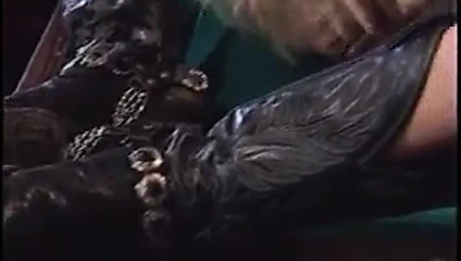 Bilardo masası lezbiyenleri