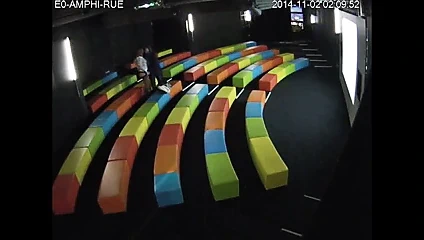 cesur kamu şaplak alır kesintiye