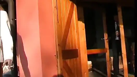 Ateşli seksi sarışın orgazm arıyor