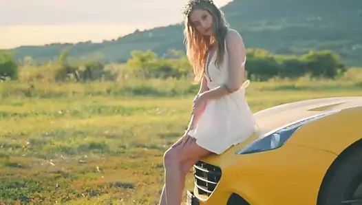 Orgazm büyük çük muhteşem model bir doyumsuz şehvet var