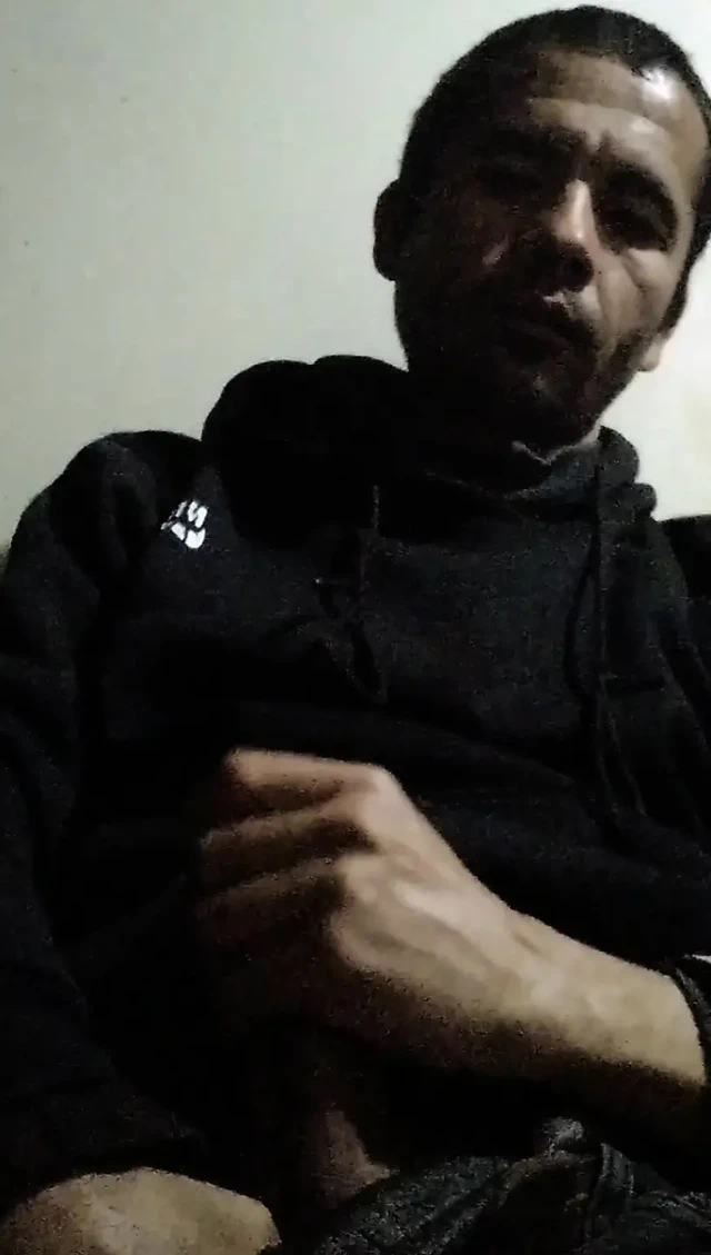 Kne boşalmama yardım etmek isteyen var