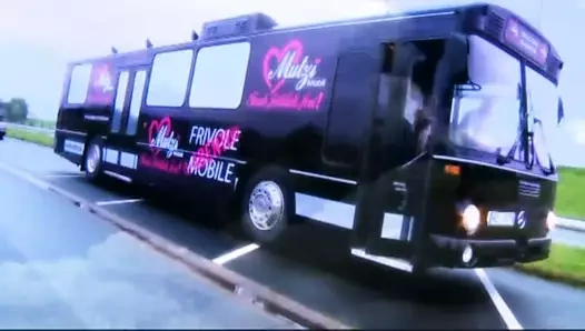 Bekleyin x zum 3 - 4. bölüm