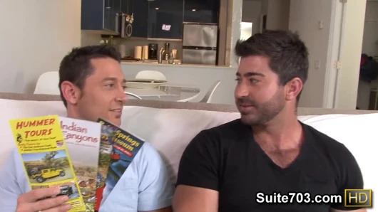 Ari Sylvio ve Berke Banks
