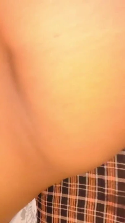 Neha Bhabi Fingering Kar Susu Nikala (Hindi Audio) | Clip 2