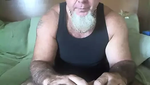 Kovboy giysileri içinde baba krikolar