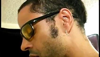 Ateşli içinde ısı çarptım tarafından canavar siyah horoz