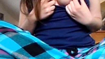 Ashley skyy oyun ile ona büyük göğüsler