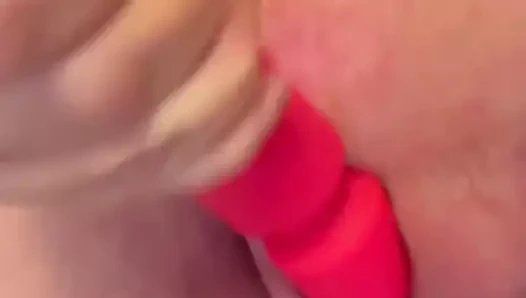 Amcığım gittikçe daha fazlasını istiyor, bu erkek delisi seni sert yarağını ve tatlı dölünü istiyor