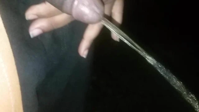 Ben dışarıda başka bir hızlı çiş alıyorum