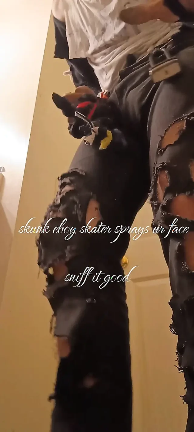 Pov eboy skaker skunk boy sprays u