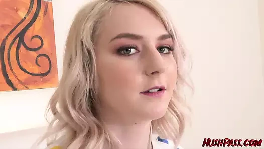 Eden Sparkle ışıltılı ve sert sikişiyor