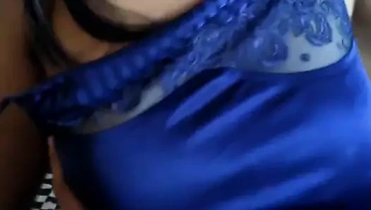 Desi aunty k nighty utaar k dbaaye