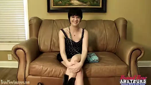 Amatör tatlı oynama ile ona kedi