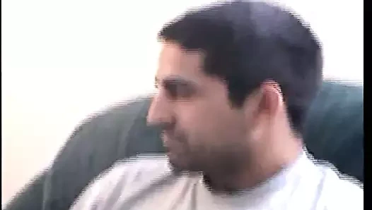 Bir baba tarafından emildi