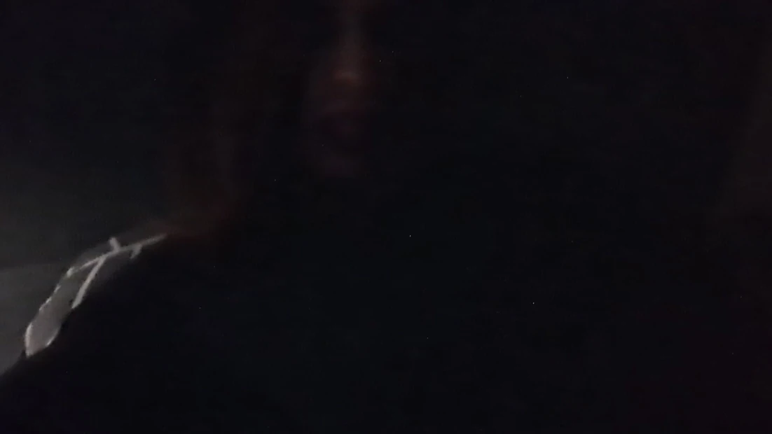 Кроссдрессер мастурбирует