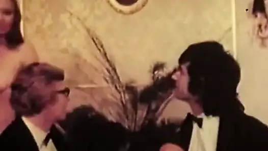 Beyler sevişmek için bir kadın buldu (1970'ler vintage)