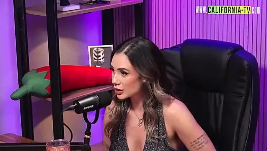 Ateşli Hatun Rafa Lima Vücudunu Gösteriyor Ve Fantezilerini Anlatıyor