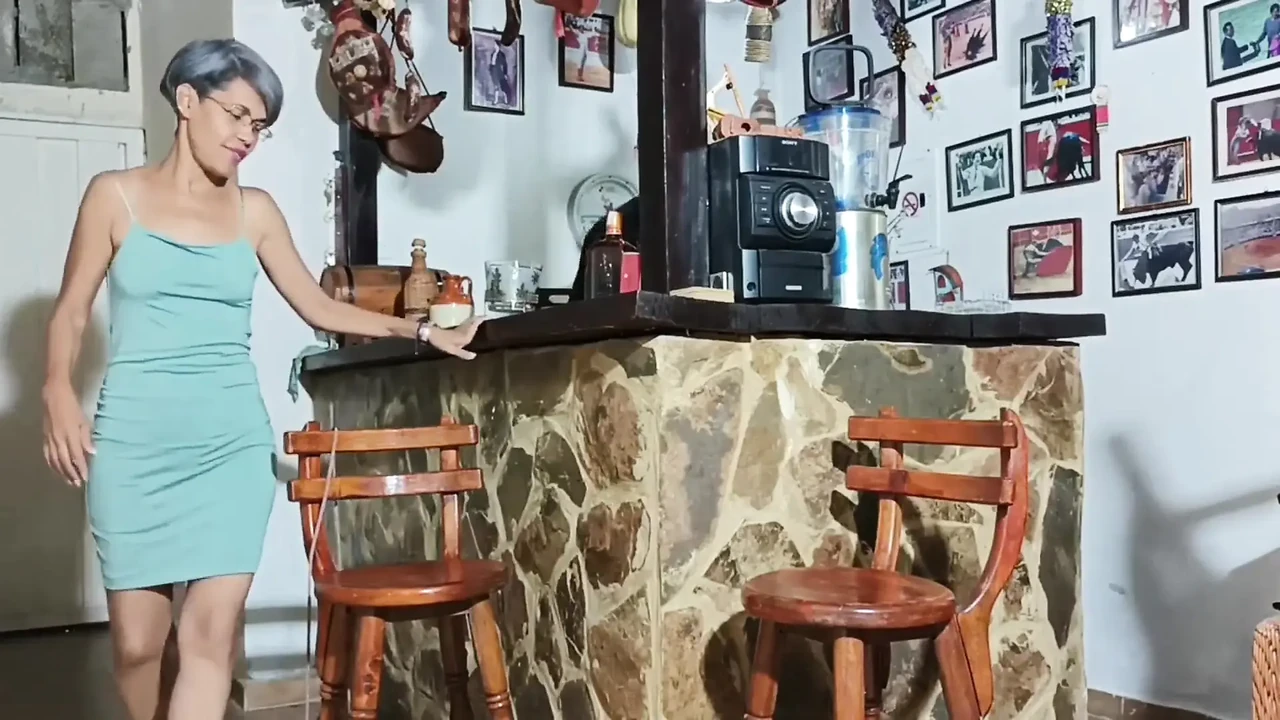 Must See: No One Was Home So We Made A Lot Of Noise It Feels So Good To Have Milk Flowing Out Of My Ass (4K Ultra) - California Special