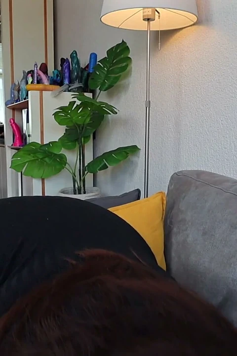 Üvey anne sana öpüşme dersleri veriyor
