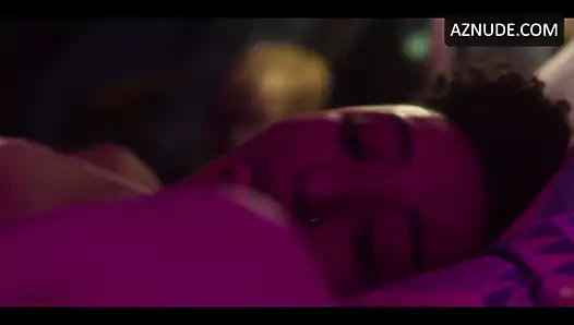 İki kız masturbasyon yapmaktan çok zevk aldı