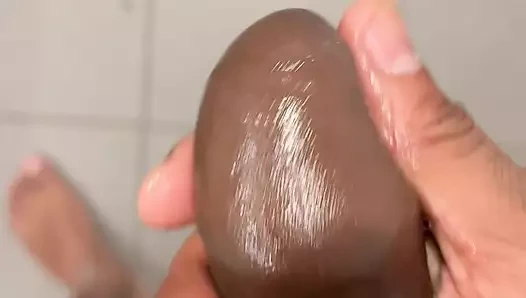 Güzel büyük zenci yarağı ile mastürbasyon ve güzel boşalma