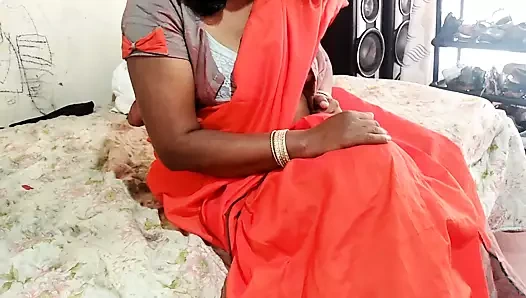 Hint desi seksi eş dami ile kırmızı saree