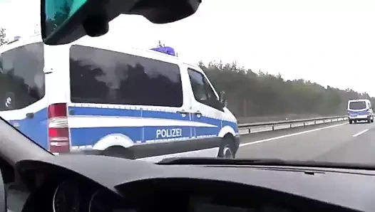 Genç Alman sarışın becerdin anal açık