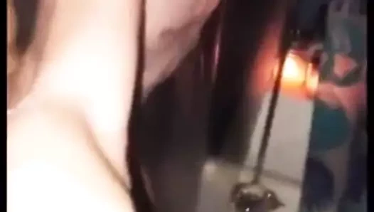 Mal fizeram 18 e ja trepam como gente grande