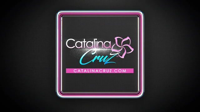 Catalina cruz - büyük memeli sekreter sert sikiliyor ve işe alındı