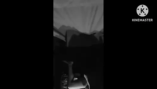 Bangladeşli xxx - üvey kız kardeş sert gırtlağına kadar alıyor