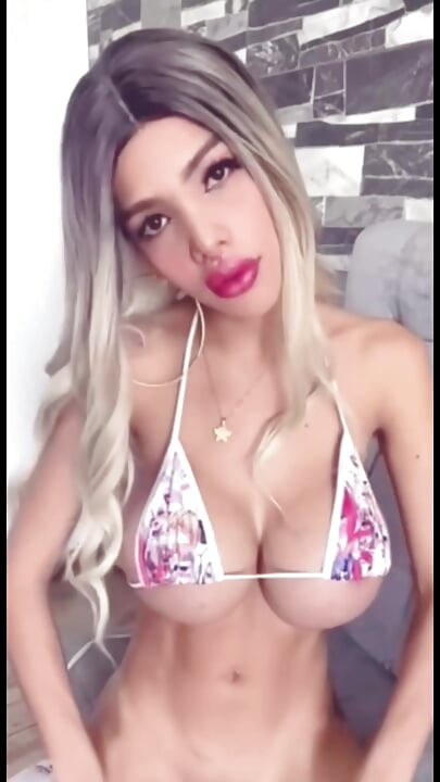 Ben anime bikini solom