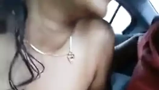 Nri çifti balayında