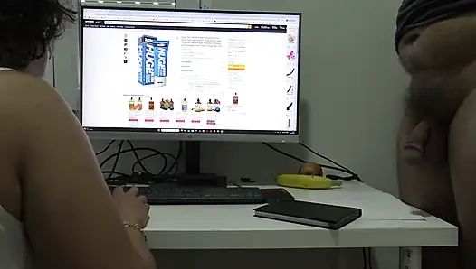 Gerçek üvey anne kendi üvey oğlu için penis büyütme ürünleri sipariş !!
