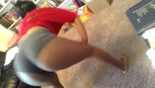 Poppin' onu büyük kıçını