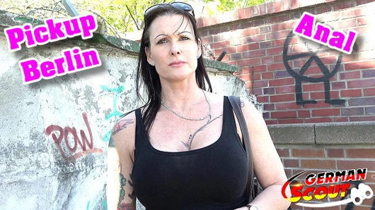 Alman izci - olgun julia sokak dökümünde anal baştan çıkarmak